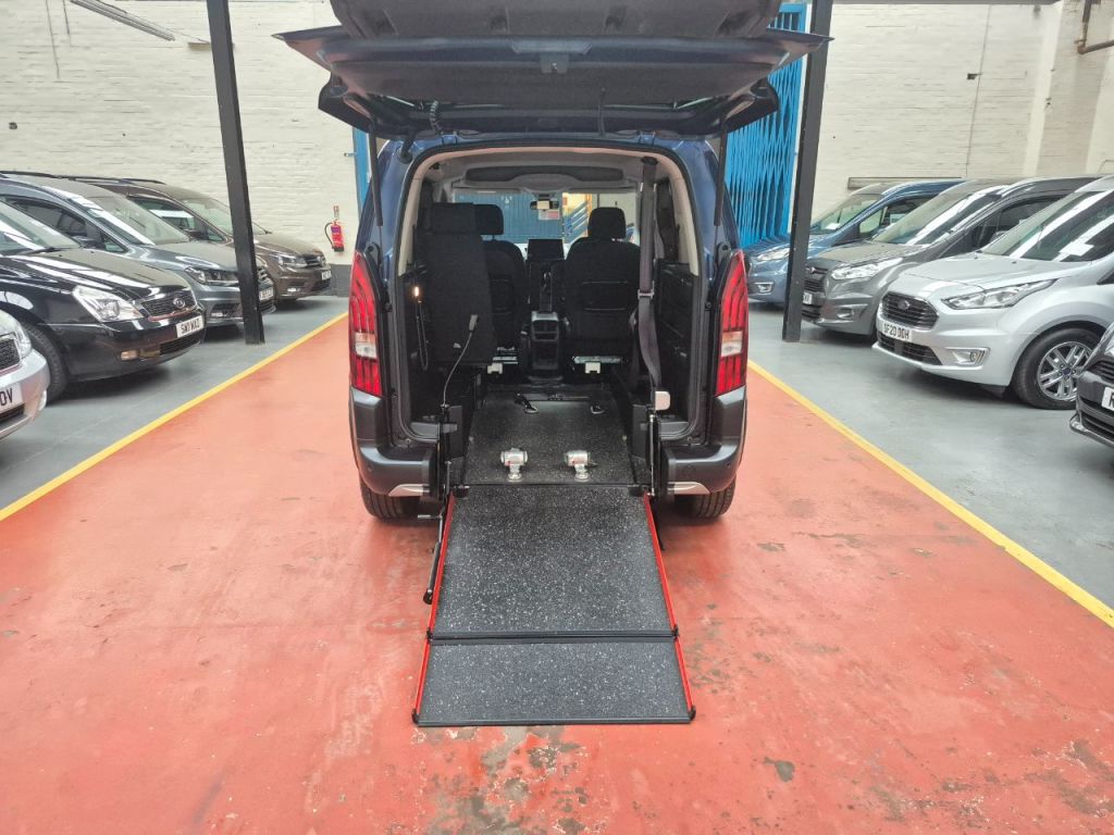 Used Peugeot Rifter 2020 for sale - 76798611: Photo 25