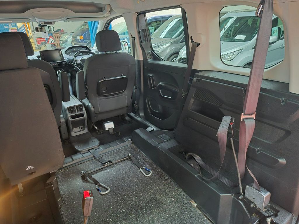 Used Peugeot Rifter 2020 for sale - 76798611: Photo 26