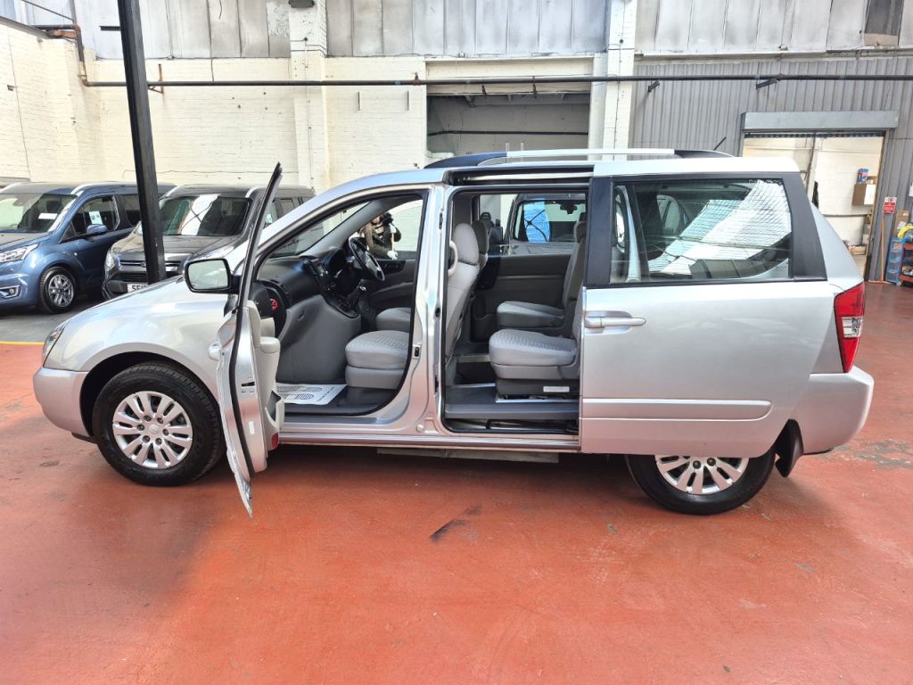 Used Kia Sedona 2011 for sale - 76340421: Photo 7