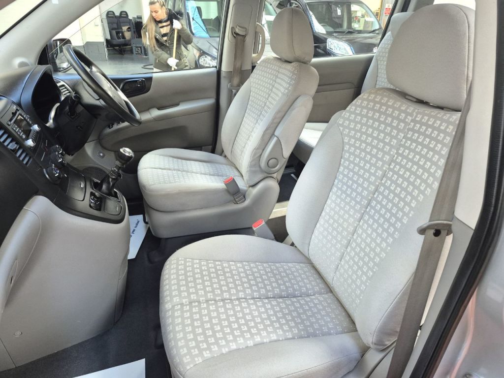 Used Kia Sedona 2011 for sale - 76340421: Photo 9