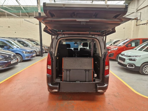 Used Peugeot Rifter 2019 for sale - 74903681: Photo 24
