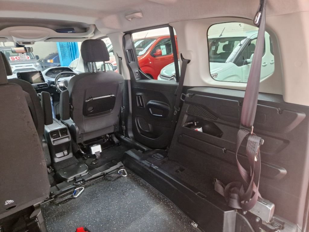 Vehicle 26
