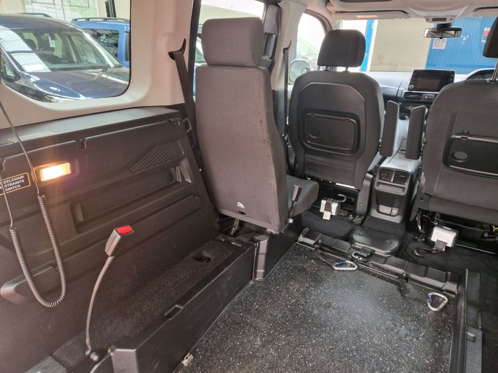 Vehicle 27