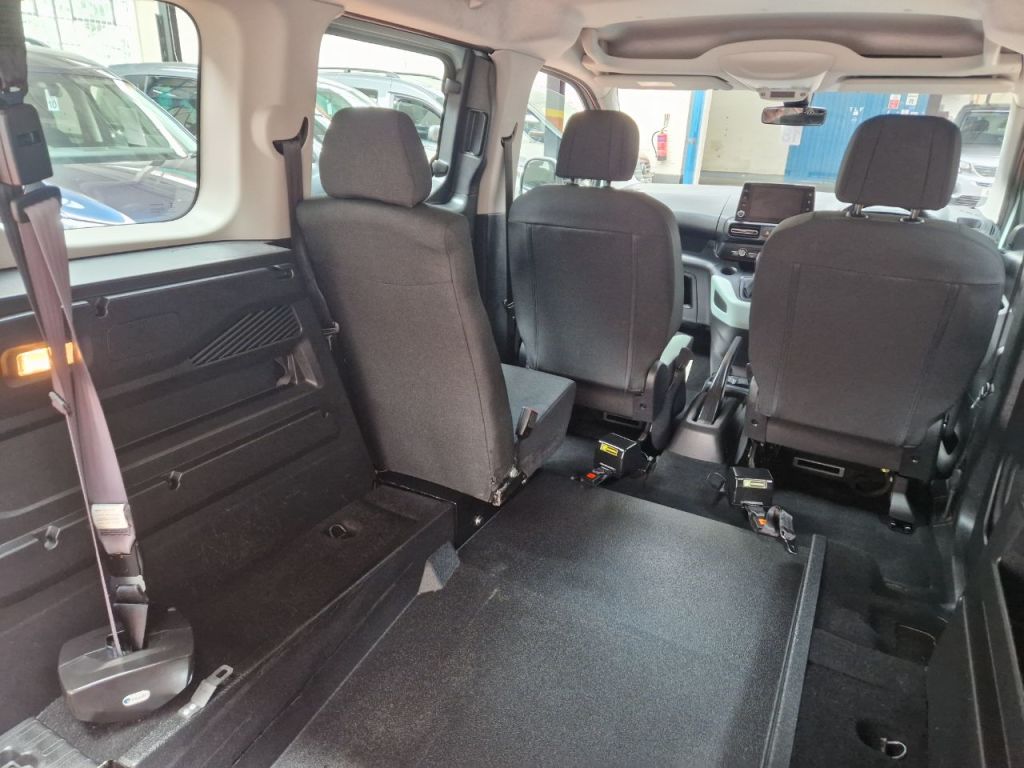 Vehicle 27