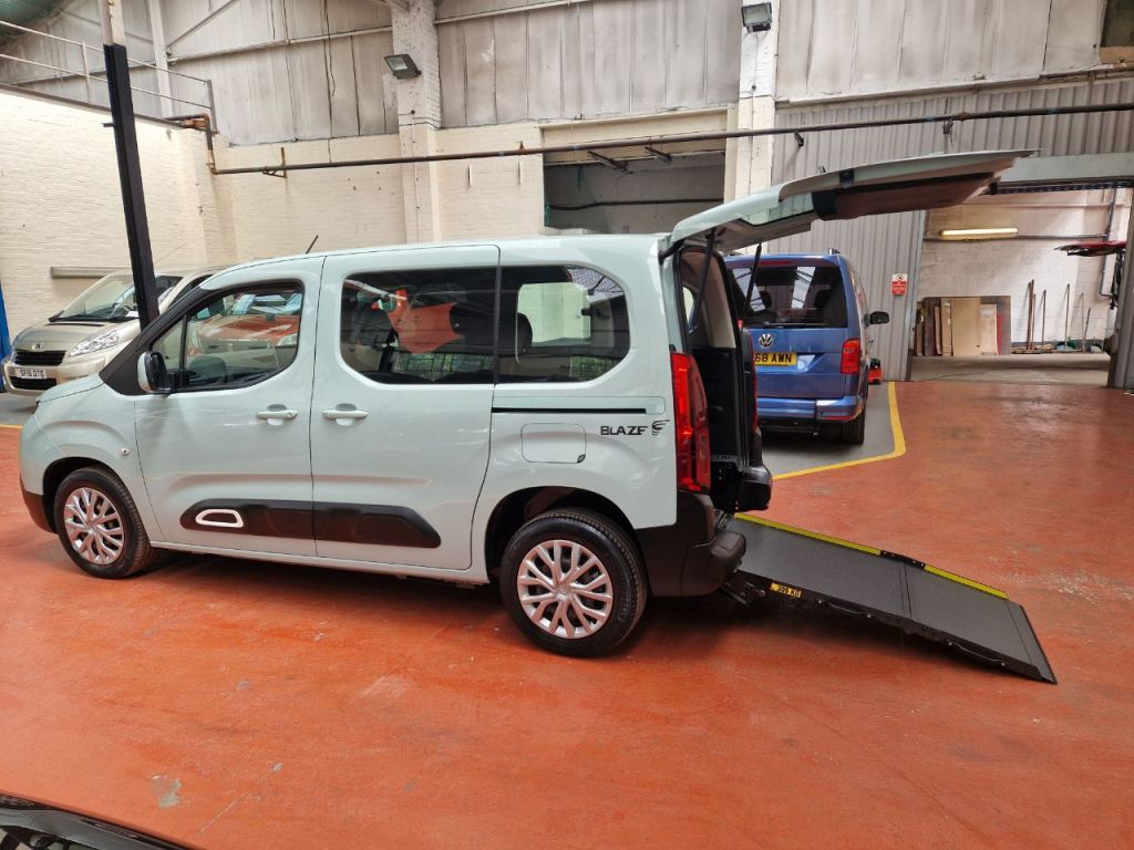 Vehicle 29