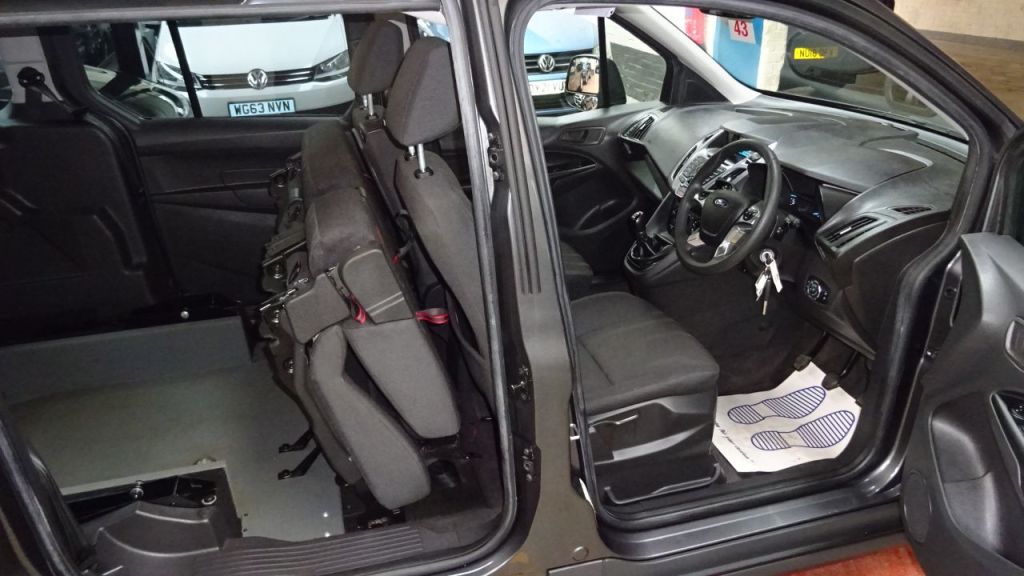 Used Ford Grand Tourneo Connect 2017 for sale - 77211659: Photo 10