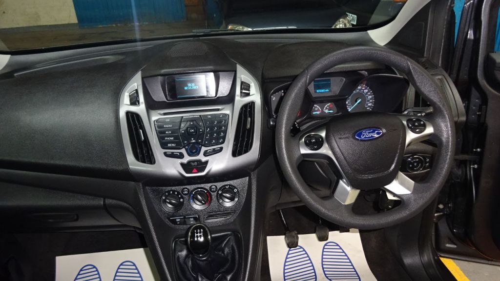 Used Ford Grand Tourneo Connect 2017 for sale - 77211659: Photo 22