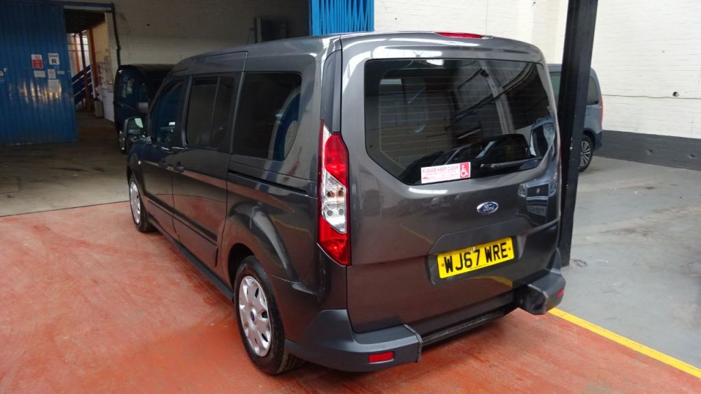 Used Ford Grand Tourneo Connect 2017 for sale - 77211659: Photo 6