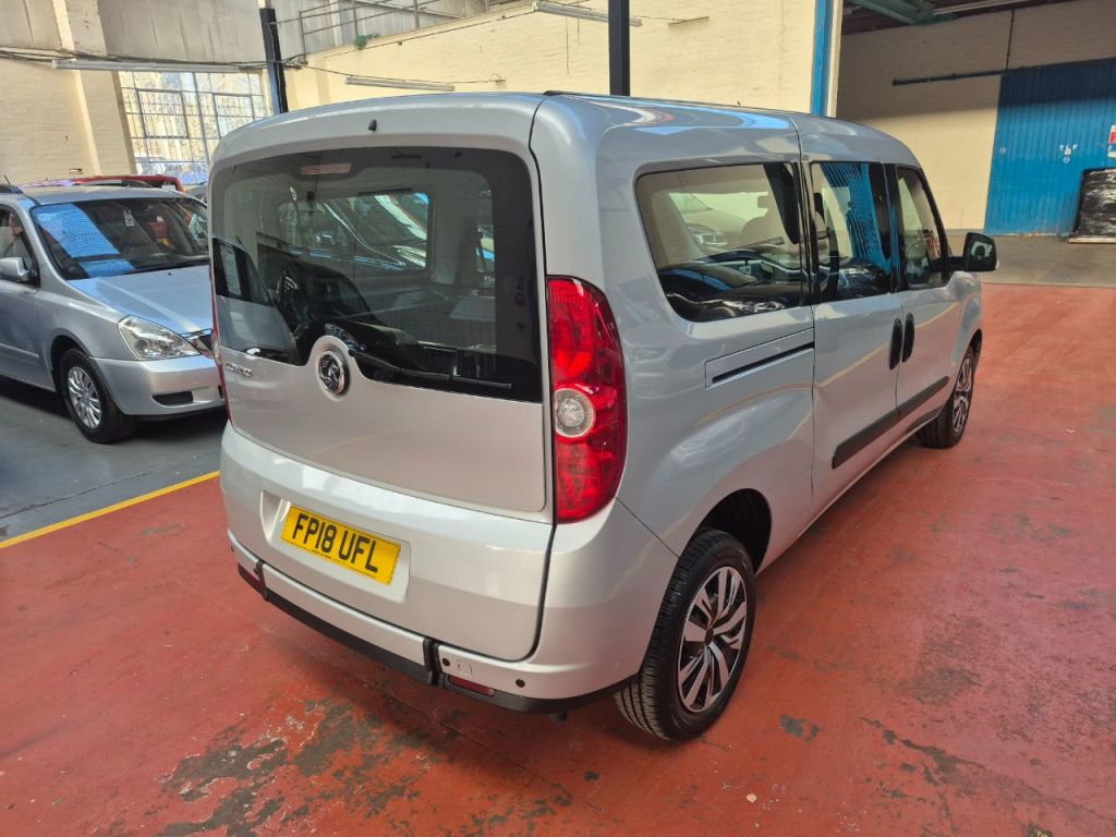 Used Vauxhall Combo 2018 for sale - 76637544: Photo 24