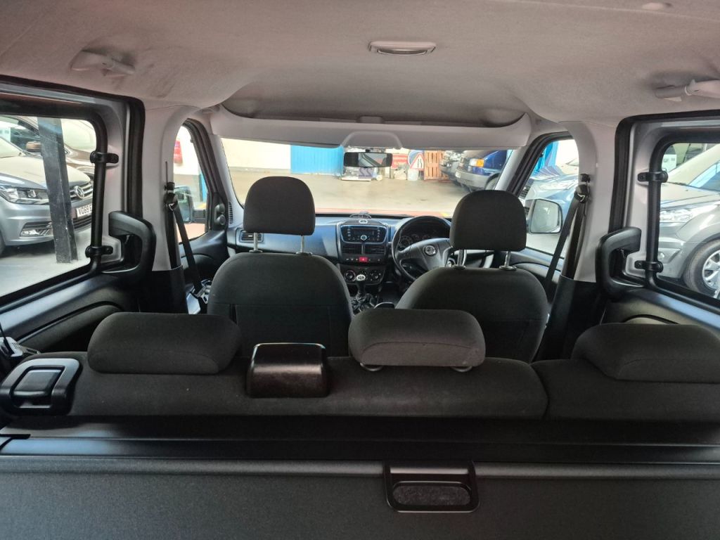 Used Vauxhall Combo 2018 for sale - 76637544: Photo 31