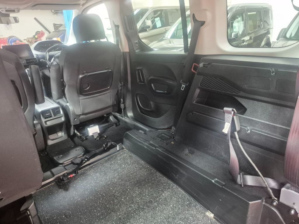 Used Peugeot Rifter 2019 for sale - 78015879: Photo 25