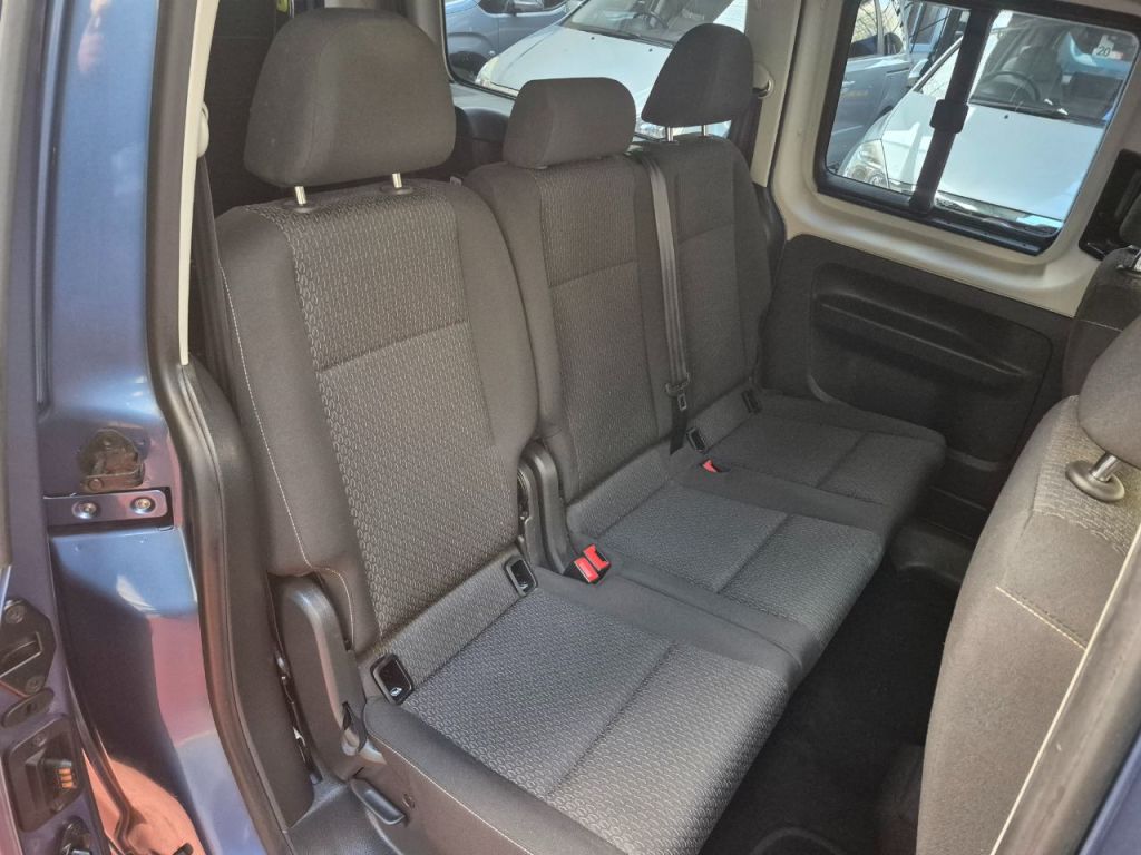 Used Volkswagen Caddy Maxi Life 2018 for sale - 76653825: Photo 14