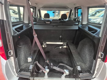 Used Vauxhall Combo 2018 for sale - 79605265: Photo