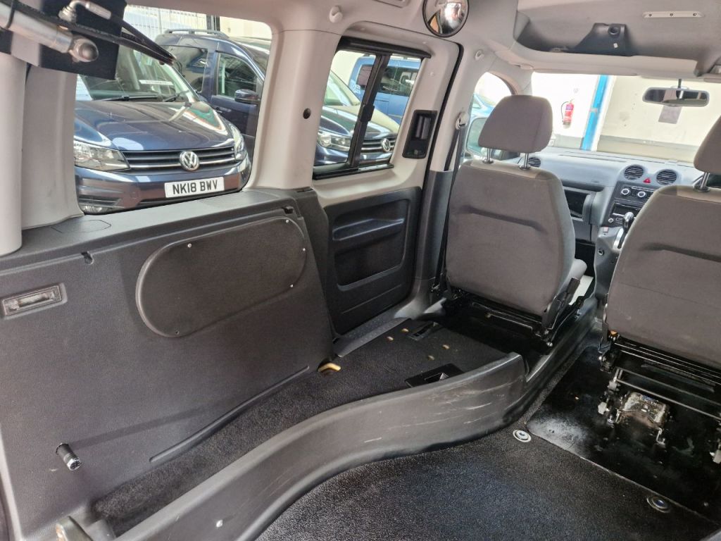 Used Volkswagen Caddy Life 2011 for sale - 73887960: Photo 31