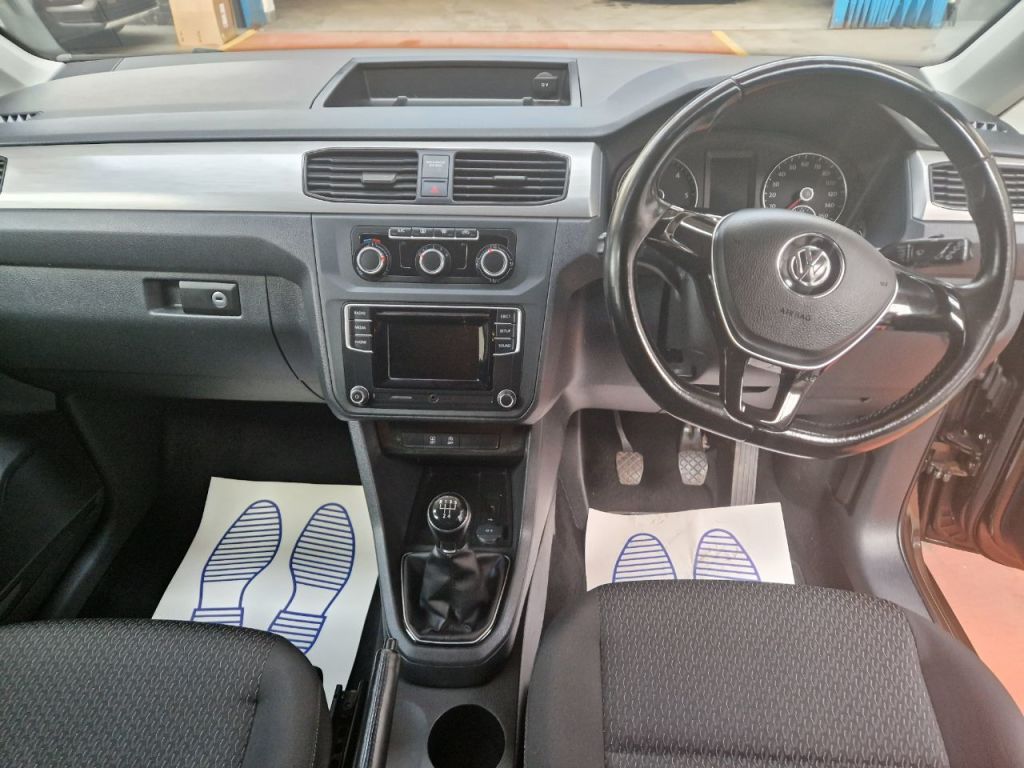Used Volkswagen Caddy Maxi Life 2016 for sale - 77341150: Photo 16