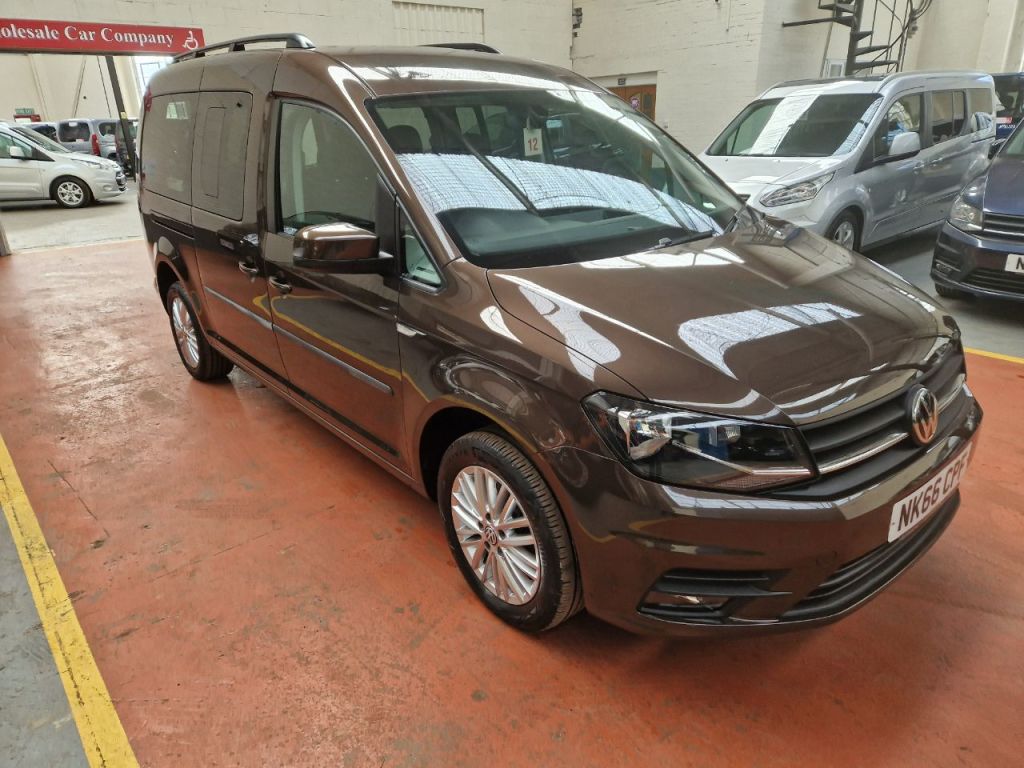 Used Volkswagen Caddy Maxi Life 2016 for sale - 77341150: Photo 2