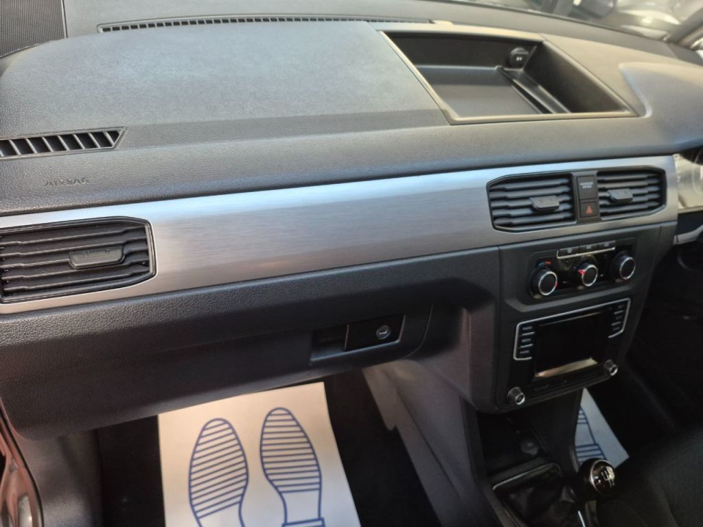 Used Volkswagen Caddy Maxi Life 2018 for sale - 76616917: Photo 14