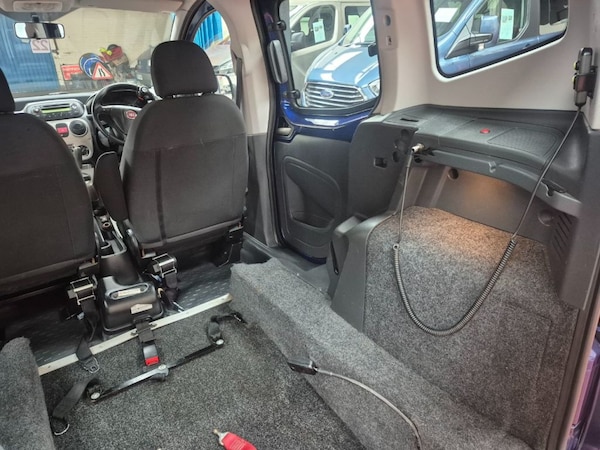 Used Fiat Qubo 2011 for sale - 76101298: Photo 23