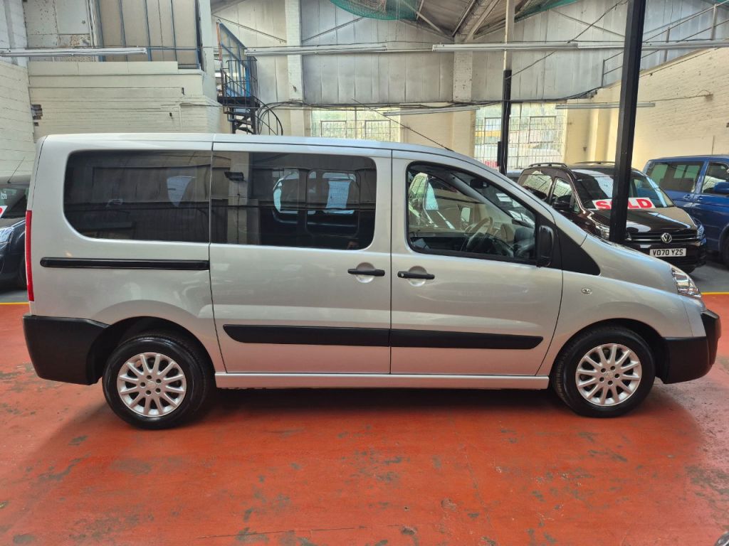 Used Peugeot Expert Tepee 2016 for sale - 76438937: Photo 13