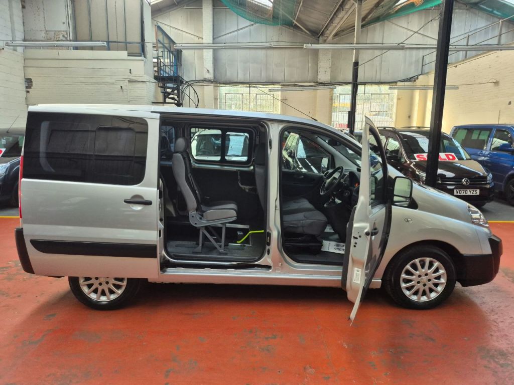 Used Peugeot Expert Tepee 2016 for sale - 76438937: Photo 14