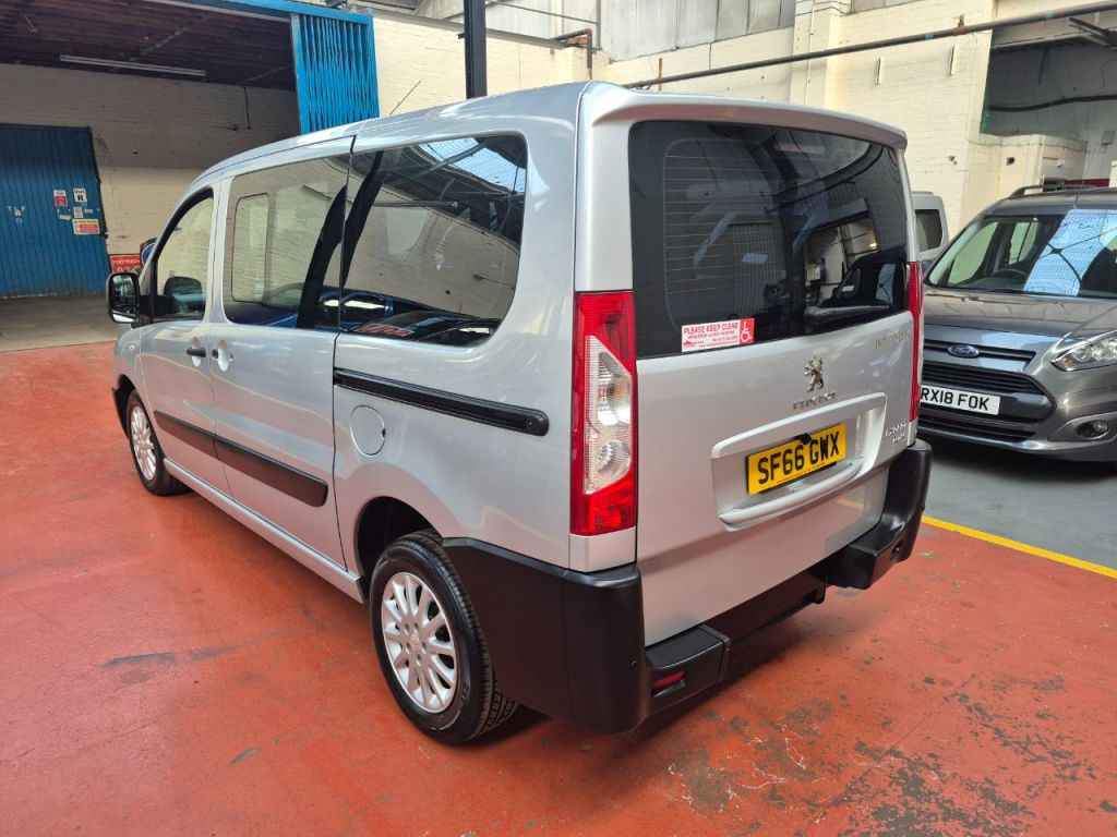 Used Peugeot Expert Tepee 2016 for sale - 76438937: Photo 21