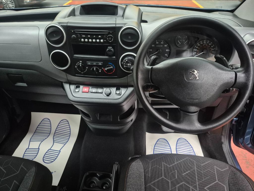 Used Peugeot Partner 2019 for sale - 76918869: Photo 21