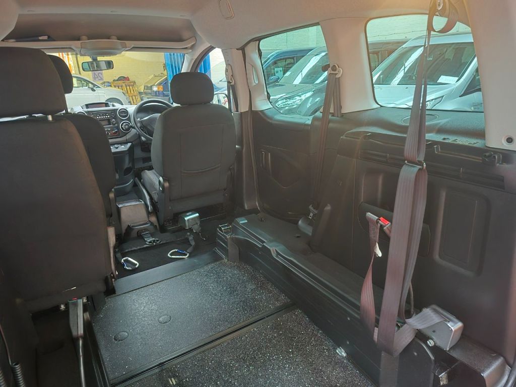 Used Peugeot Partner 2019 for sale - 76918869: Photo 27