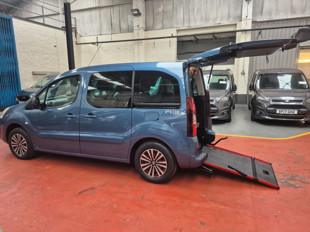Used Peugeot Partner 2019 for sale - 76918869: Photo 30