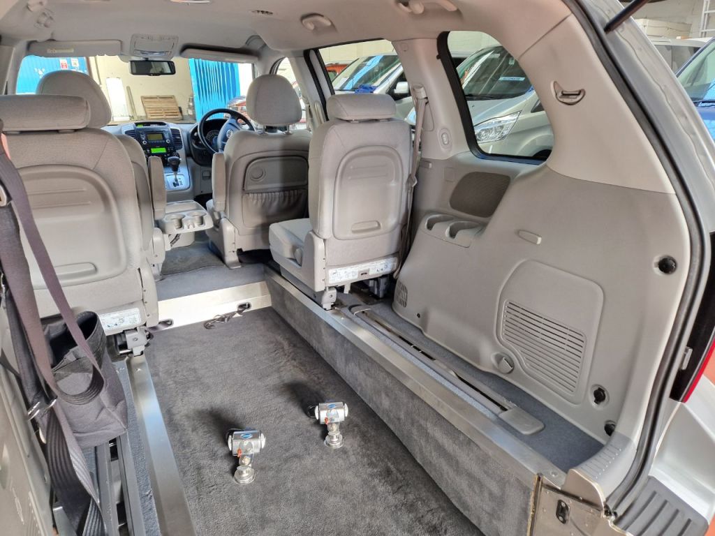 Used Kia Sedona 2011 for sale - 76535077: Photo 23