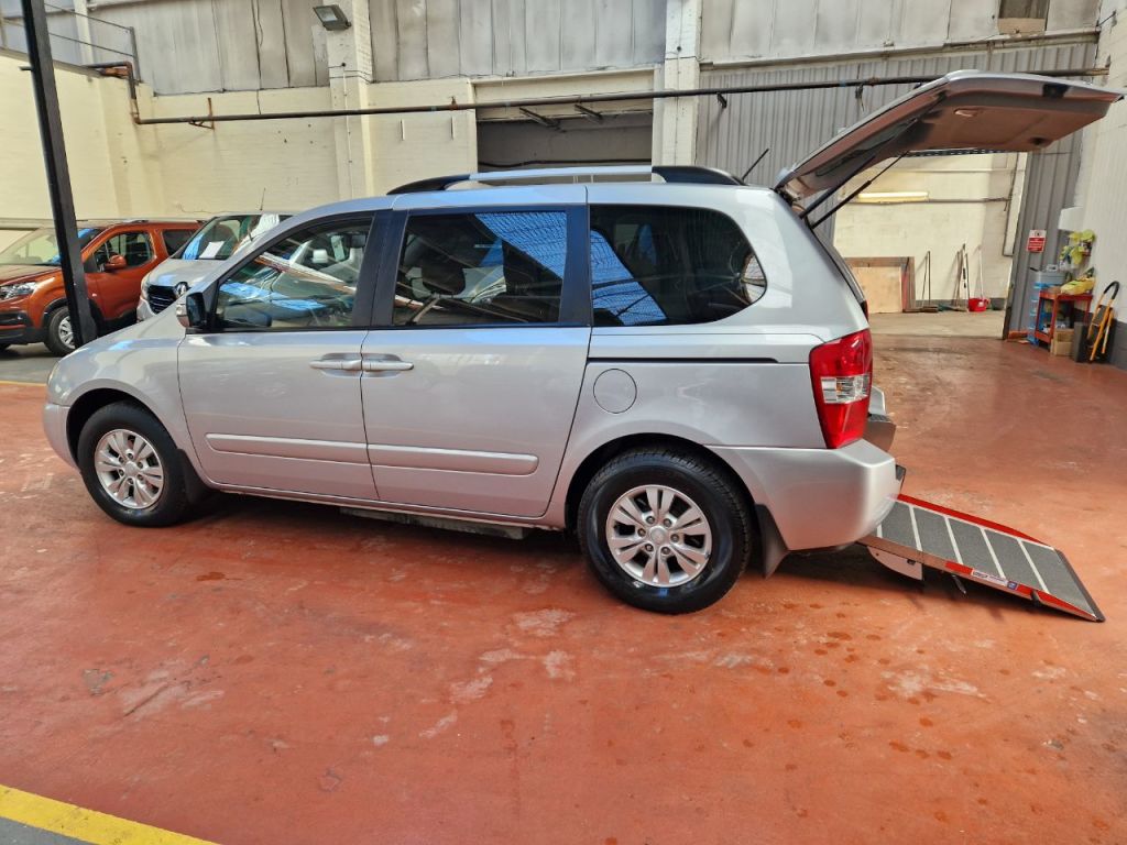 Used Kia Sedona 2011 for sale - 76535077: Photo 25