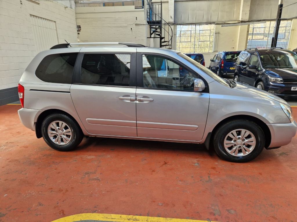 Used Kia Sedona 2011 for sale - 76535077: Photo 7