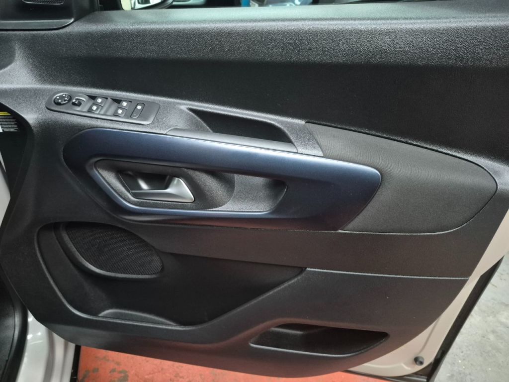 Used Peugeot Rifter 2020 for sale - 76723420: Photo 17