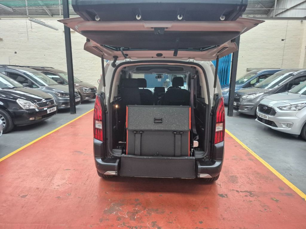 Used Peugeot Rifter 2020 for sale - 76723420: Photo 23