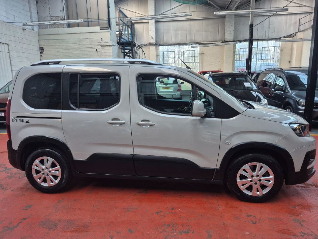 Used Peugeot Rifter 2019 for sale - 76895943: Photo 18