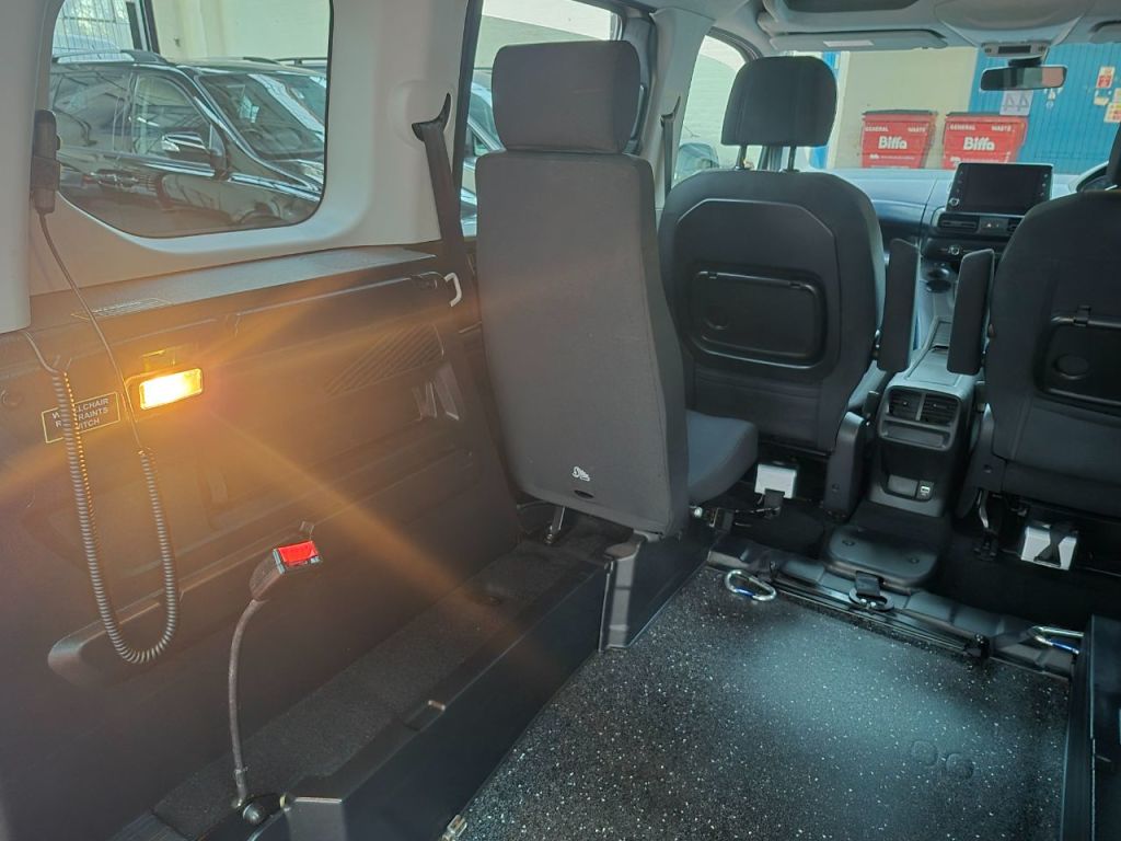 Used Peugeot Rifter 2019 for sale - 76895943: Photo 31