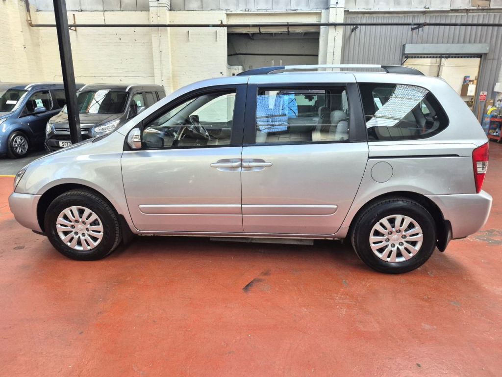 Used Kia Sedona 2011 for sale - 77821534: Photo 9