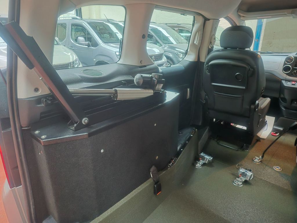 Used Citroen Berlingo Multispace 2012 for sale - 76985476: Photo 31