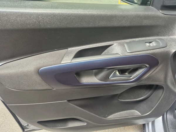 Used Peugeot Rifter 2021 for sale - 74942089: Photo 12