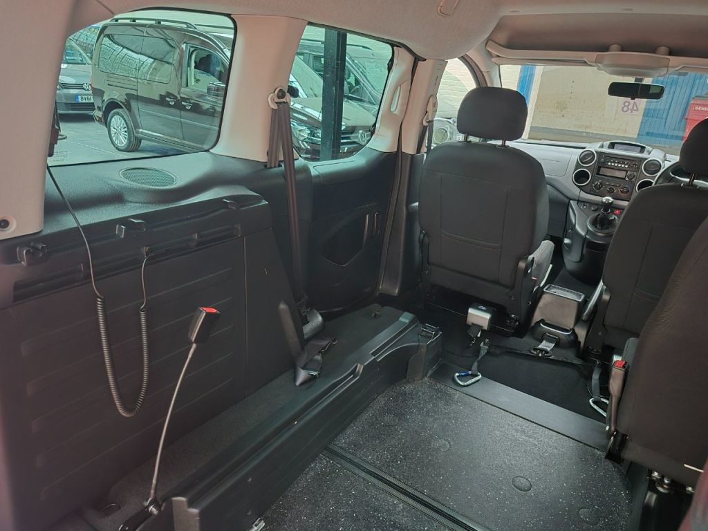 Used Peugeot Partner 2018 for sale - 76263121: Photo 25