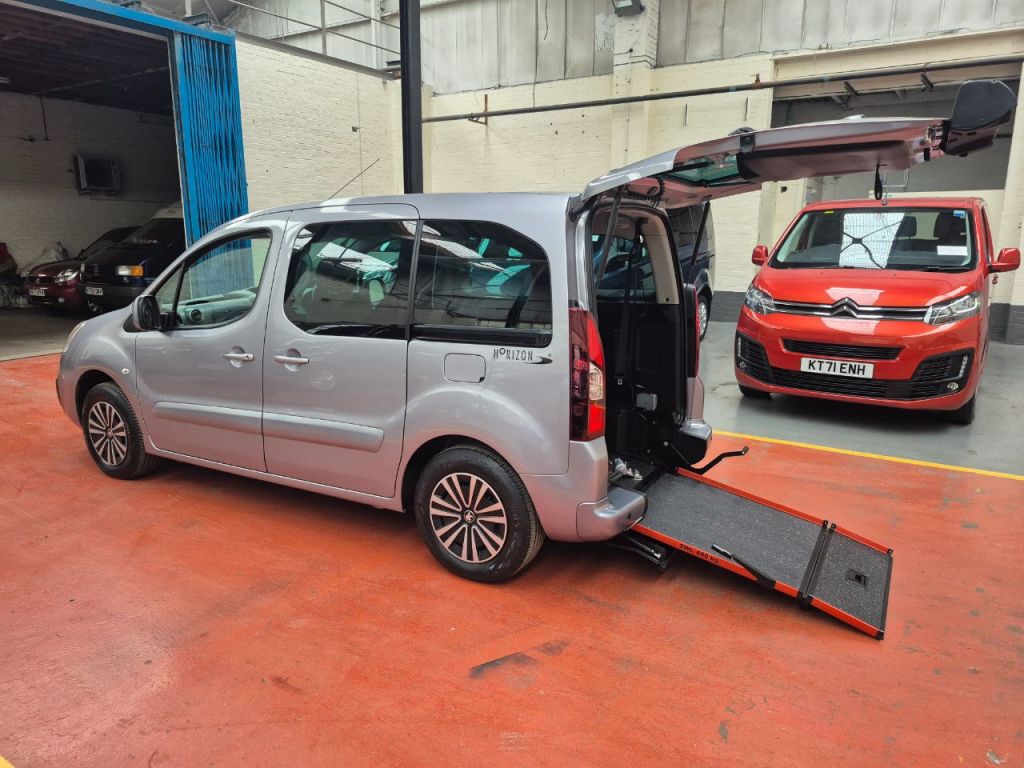 Used Peugeot Partner 2018 for sale - 76263121: Photo 31