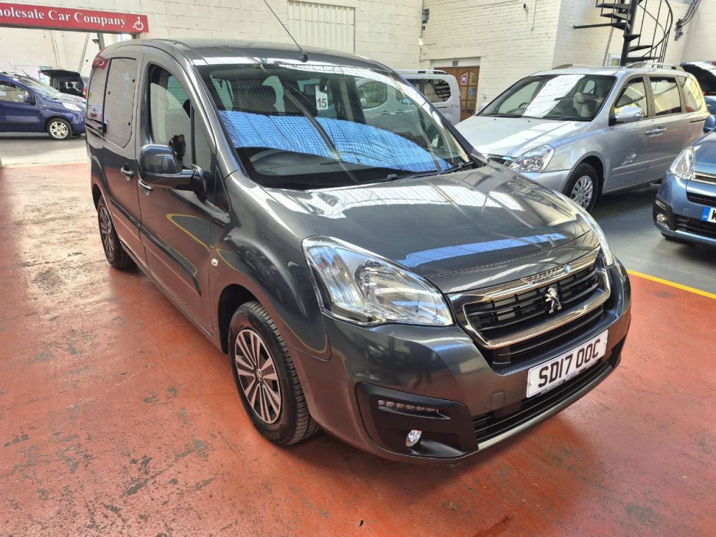 Used Peugeot Partner Tepee 2017 for sale - 76367141: Photo 2