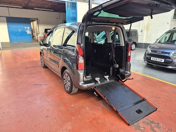 Used Peugeot Partner Tepee 2017 for sale - 76367141: Photo