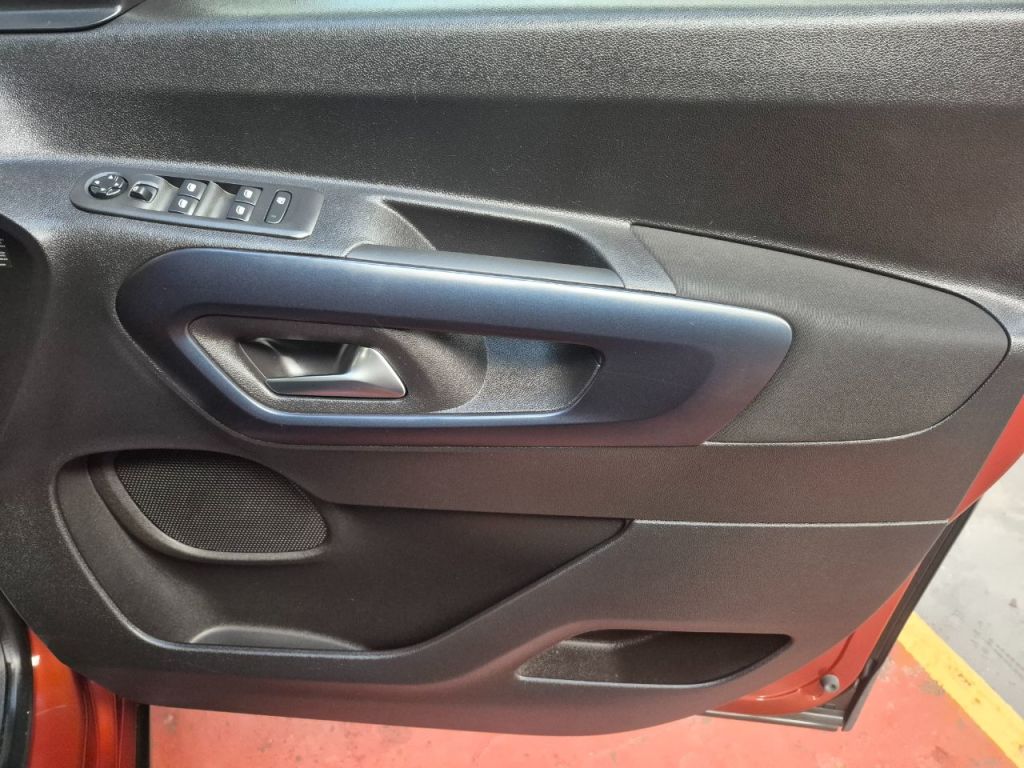 Used Peugeot Rifter 2020 for sale - 76697945: Photo 16