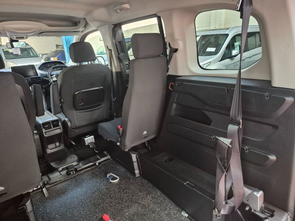 Used Peugeot Rifter 2020 for sale - 76697945: Photo 23