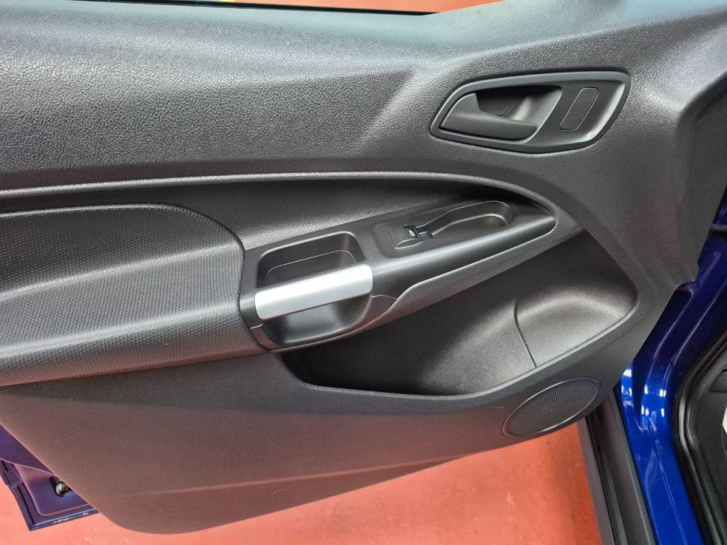 Used Ford Tourneo Connect 2016 for sale - 76438946: Photo 12