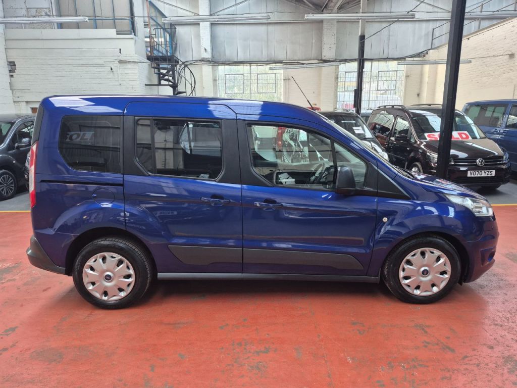 Used Ford Tourneo Connect 2016 for sale - 76438946: Photo 13