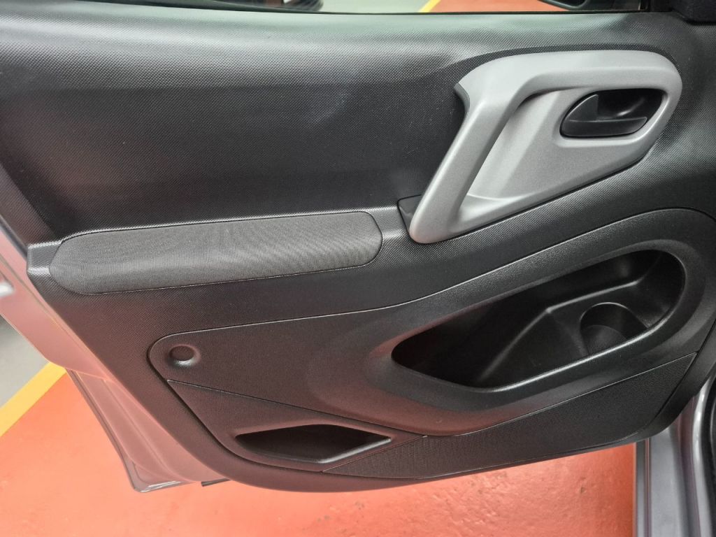 Used Peugeot Partner 2018 for sale - 76312845: Photo 11