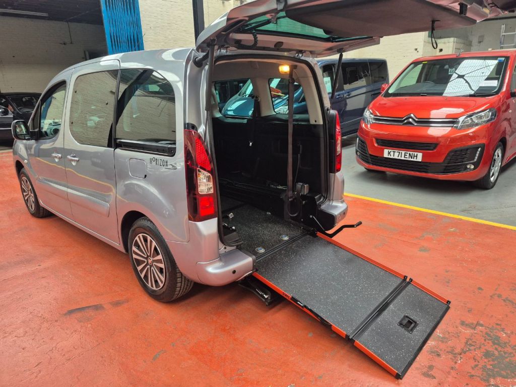 Used Peugeot Partner 2018 for sale - 76312845: Photo 4