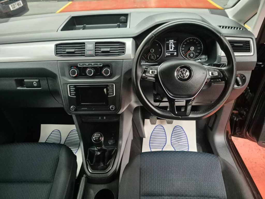 Used Volkswagen Caddy Maxi Life 2020 for sale - 76290898: Photo 18
