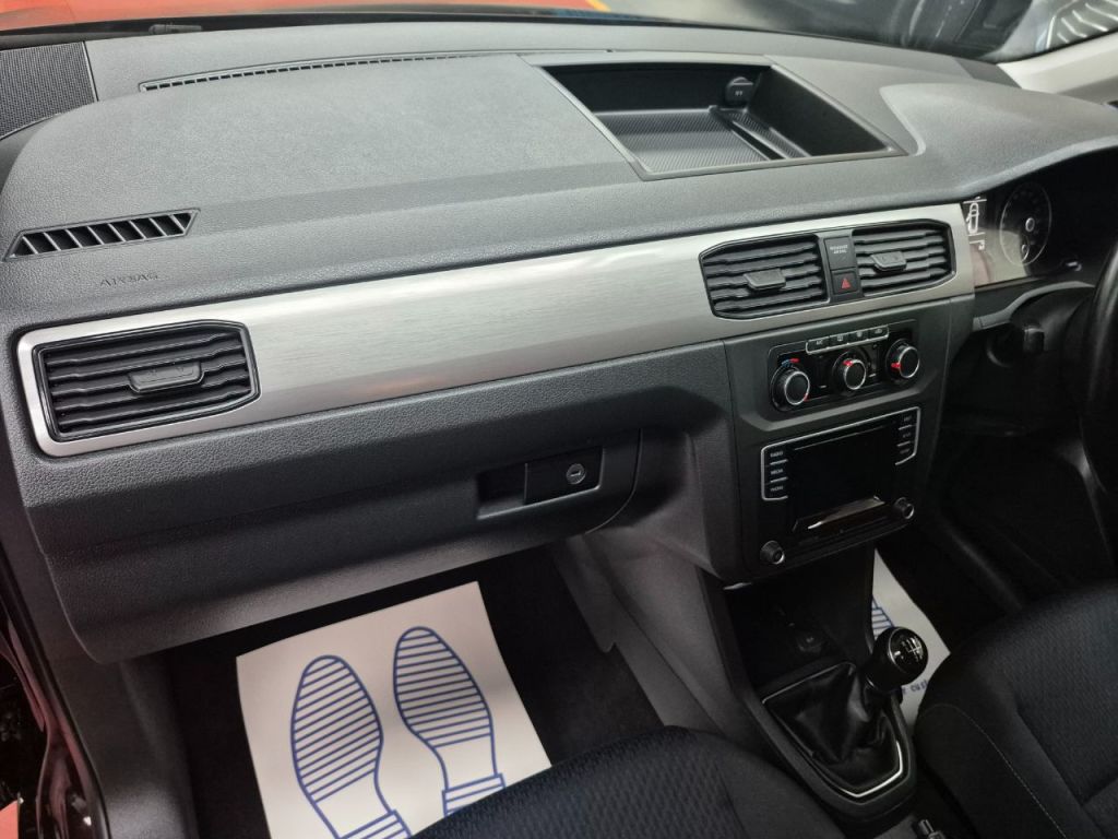 Used Volkswagen Caddy Maxi Life 2020 for sale - 76290898: Photo 9